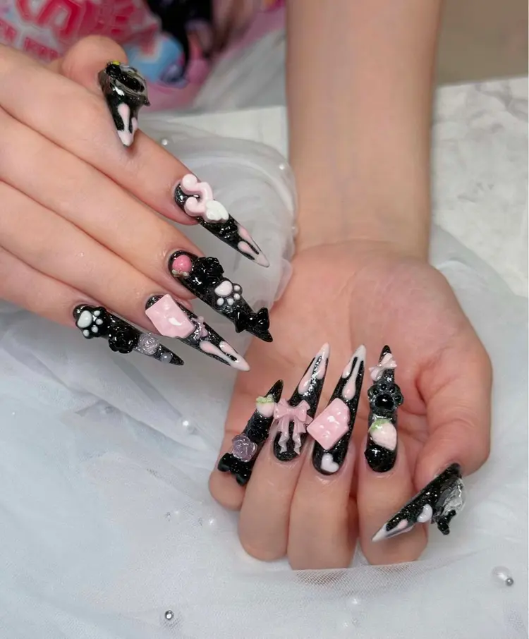 ARIA Nail Beauty 新宿歌舞伎町の内観・外観3