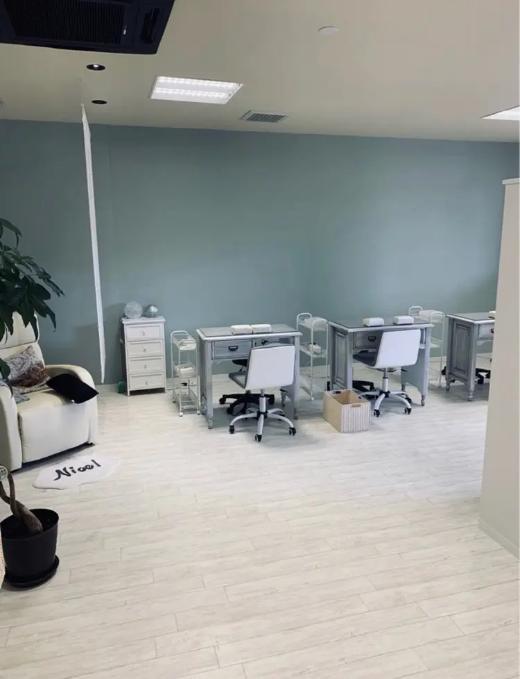 MomoNailsの内観・外観1