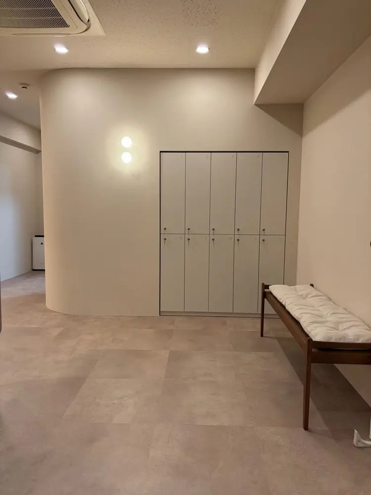 ADDICT表参道店の内観・外観3