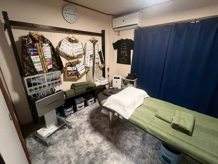 疲労回復サロンFUMIの内観・外観2