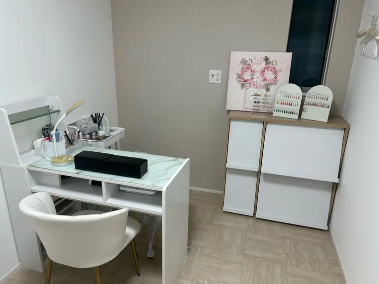 Salon LUCIAの内観・外観1
