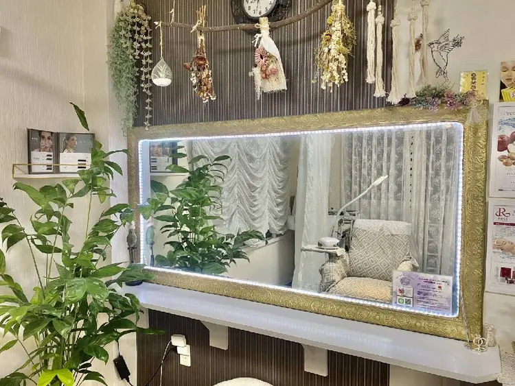 Total beauty salon Lalunaの内観・外観1