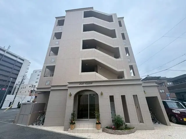 nailsalon luluの内観・外観1