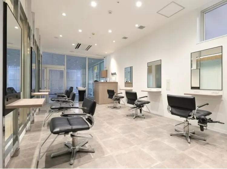 Men's salon tenn. by fifth 心斎橋の内観・外観1