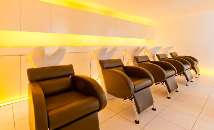 hair lounge BEACHの内観・外観3