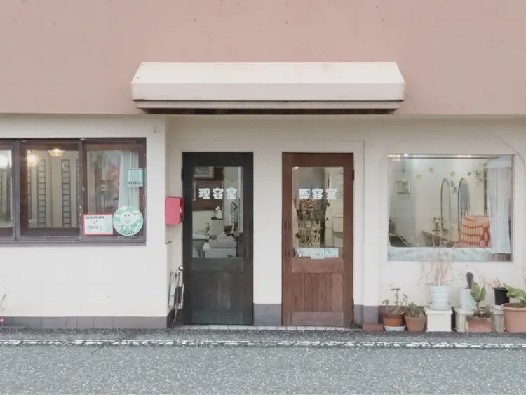 ノムラ理美容室の内観・外観2