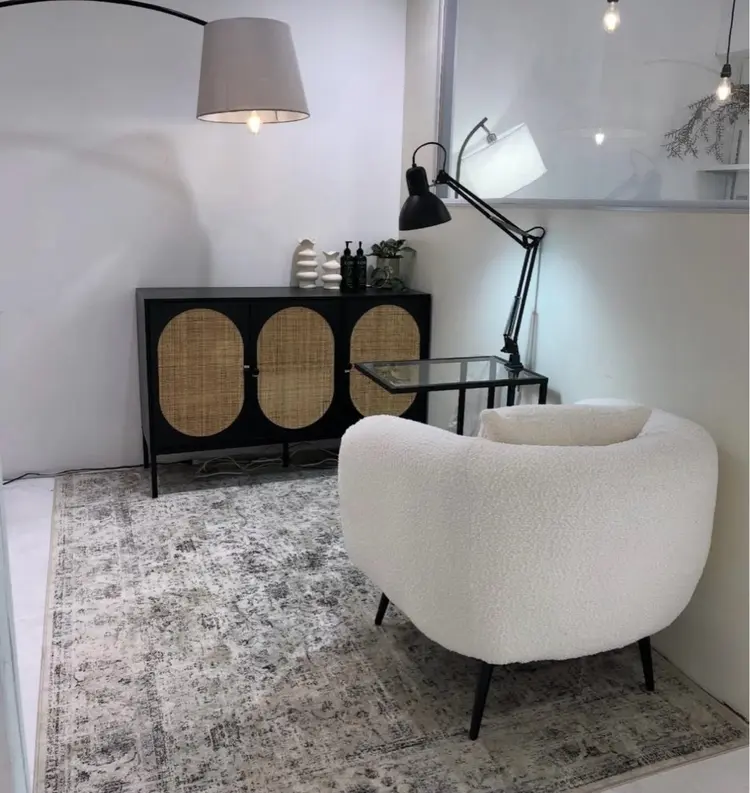 Jrsalon  trishの内観・外観1