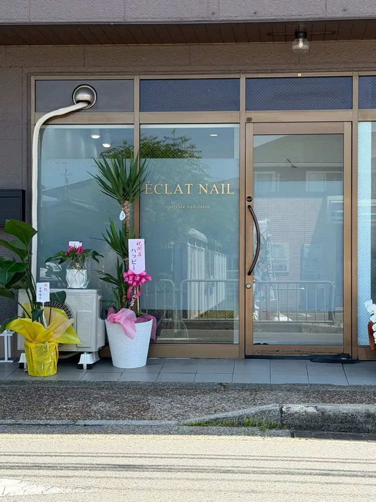 ÉCLAT NAILの内観・外観2