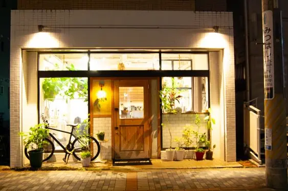 ARKイオン土山店の内観・外観2