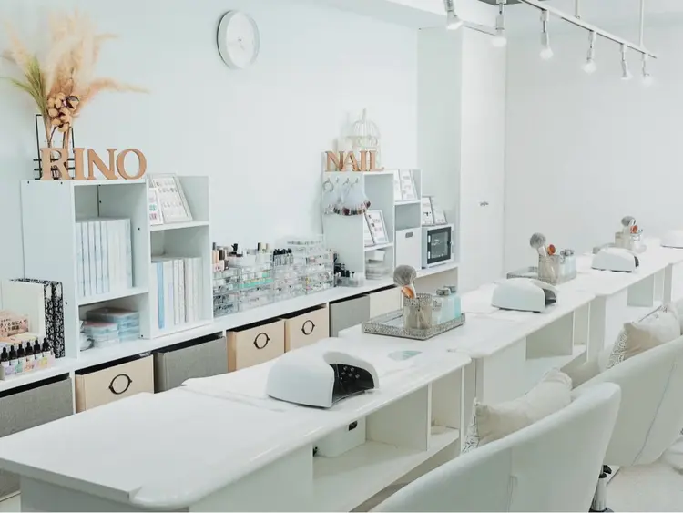 Rino nailの内観・外観1
