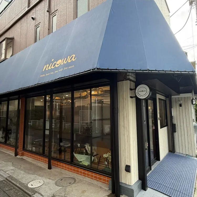 and-Bの内観・外観1