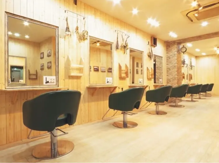 hair lounge Belleの内観・外観1