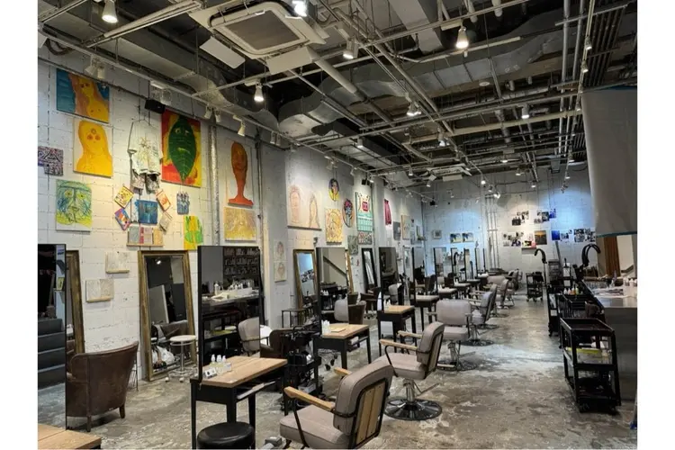 NORA HAIR SALONの内観・外観2