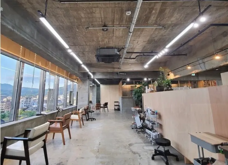 freera kyoto 河原町三条店の内観・外観3
