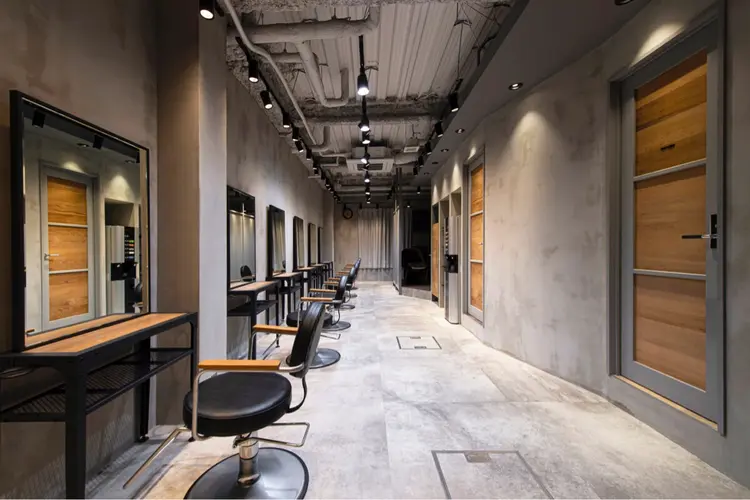SALOWIN 武蔵小杉店の内観・外観3