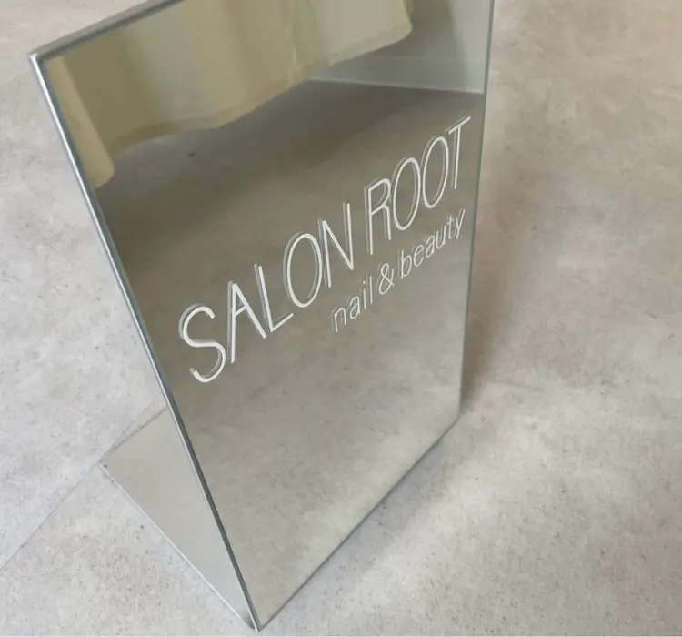 SALON ROOTの内観・外観1
