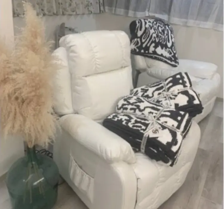 eyelash salon neo+の内観・外観1