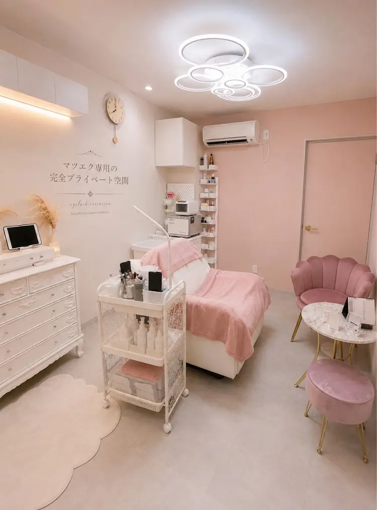 Lieu hair&eyelashの内観・外観2