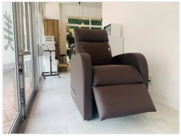 EYE SALON LALA高城店の内観・外観1