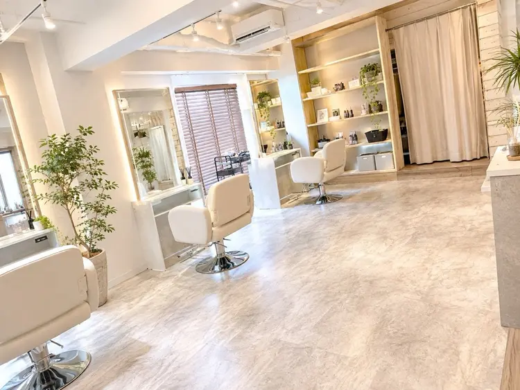 Liora  hairの内観・外観1
