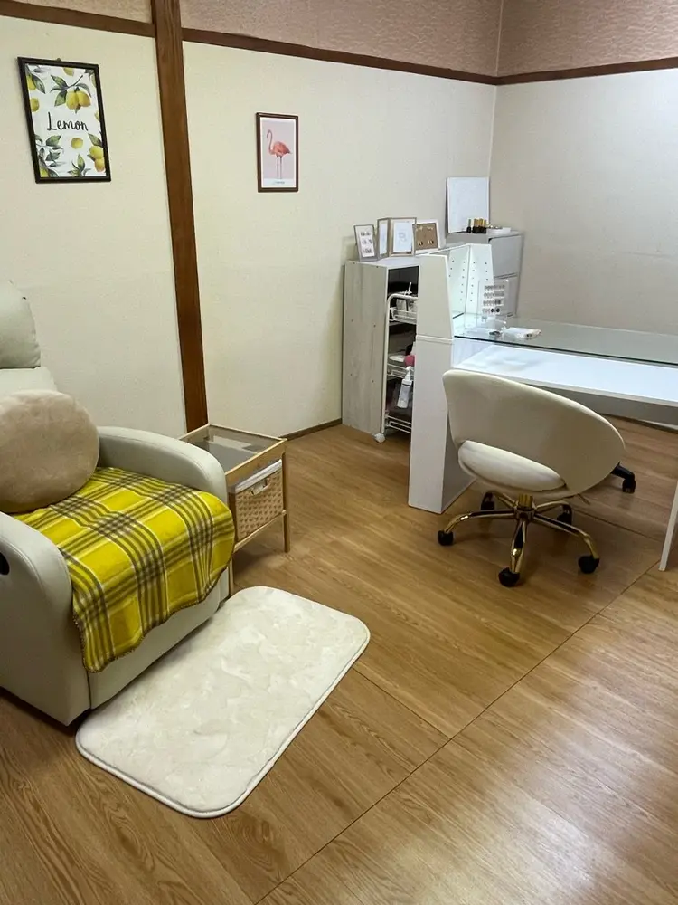 nail room Leiの内観・外観2