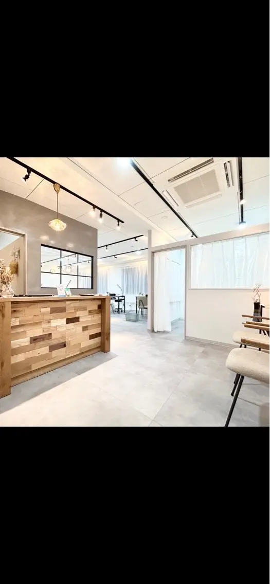 nail salon tiffinの内観・外観2