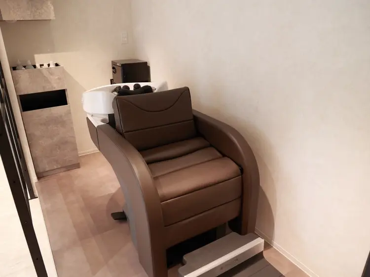 hair salon knotの内観・外観2
