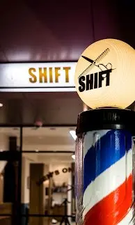shift 今泉店の内観・外観1