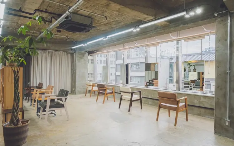freera kyoto 河原町三条店の内観・外観1