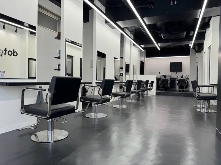 men's salon dot. tokyo yokohamaの内観・外観1