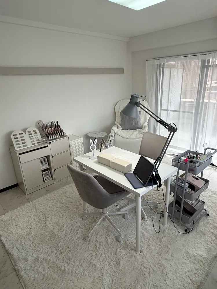 nail salon unishuの内観・外観1