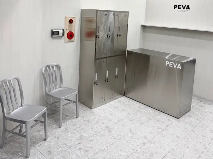 PEVA by CIEN goldの内観・外観1