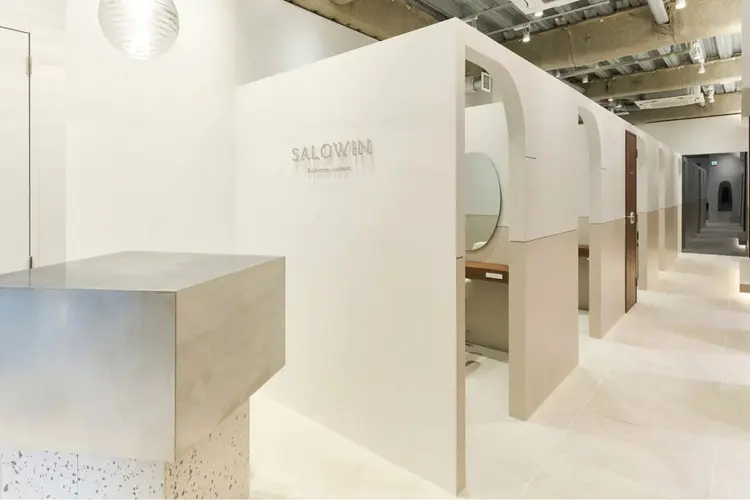 SALOWIN 武蔵小杉店の内観・外観1