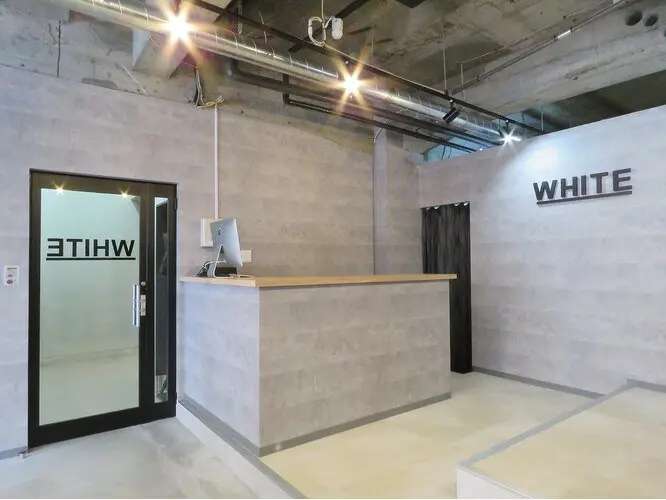 _WHITE静岡店の内観・外観2