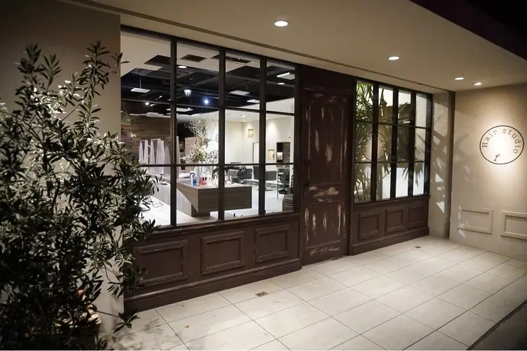 hair studio Fの内観・外観1