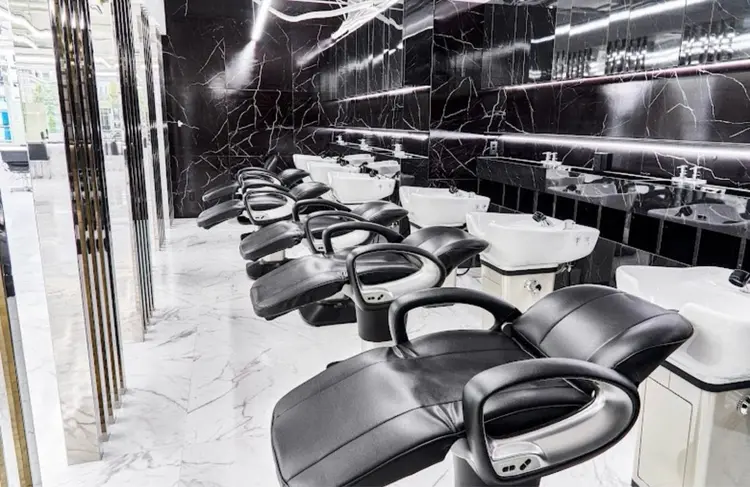 MEN'S HAIR SENSE 渋谷神南の内観・外観1