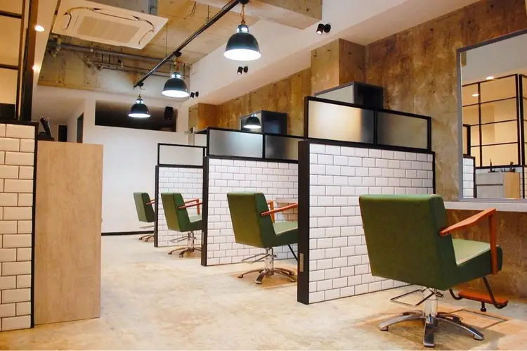 MEN'S SALON alfRed 瑞穂店の内観・外観2