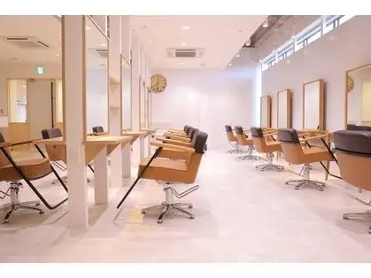 Hair make Brand New~central~の内観・外観1