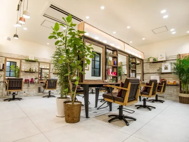 COVERHAIRBlissららテラス川口東口駅前店の内観・外観2