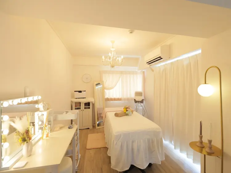 salon de  mignonの内観・外観1