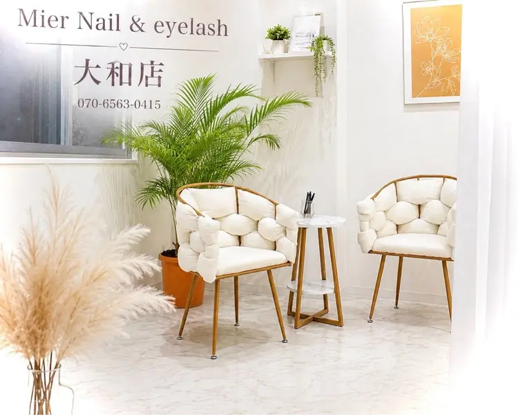 Mier nail&eyelashの内観・外観1