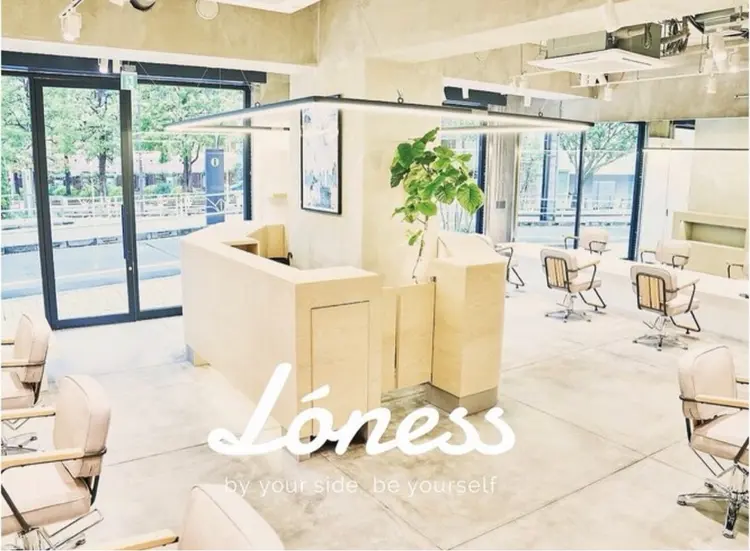 nana lonessの内観・外観1
