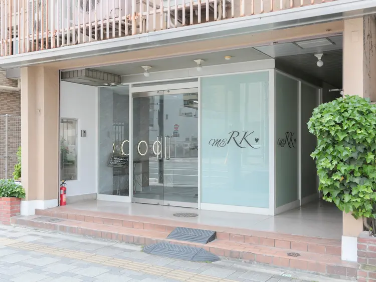 アイラッシュ・まつ毛パーマ・マツエク専門店meRK京都駅前店の内観・外観2