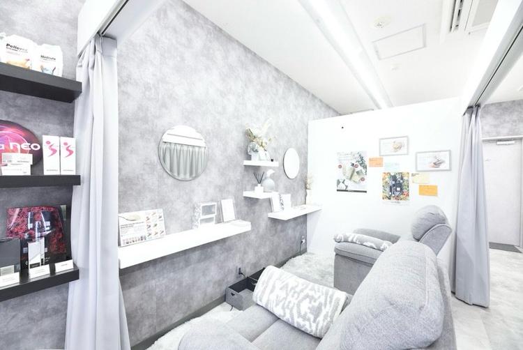 SalonLapis八幡駅店の内観・外観2