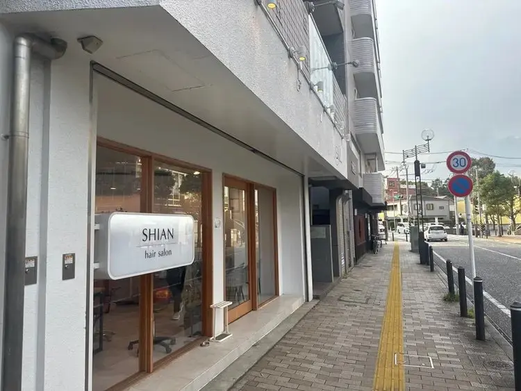 HairSalon SHIAN橋本店の内観・外観2