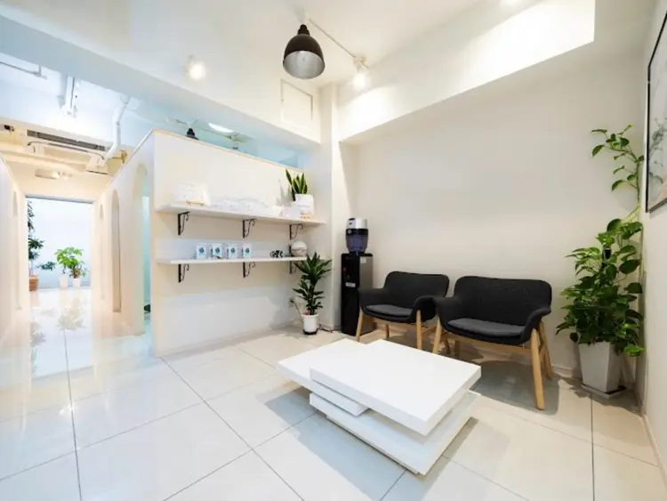 nail care salon -&-の内観・外観3