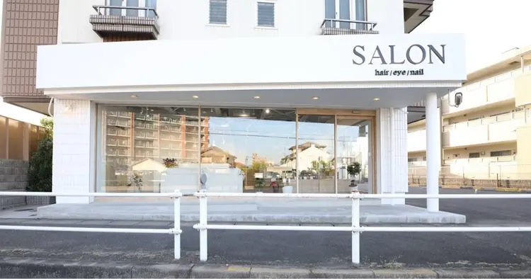 SALONの内観・外観1