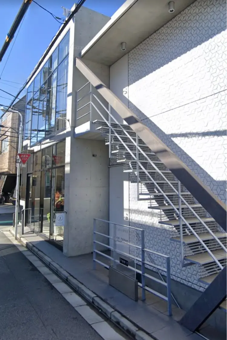 GO TODAY SHAiR SALON 表参道 polarisの内観・外観2