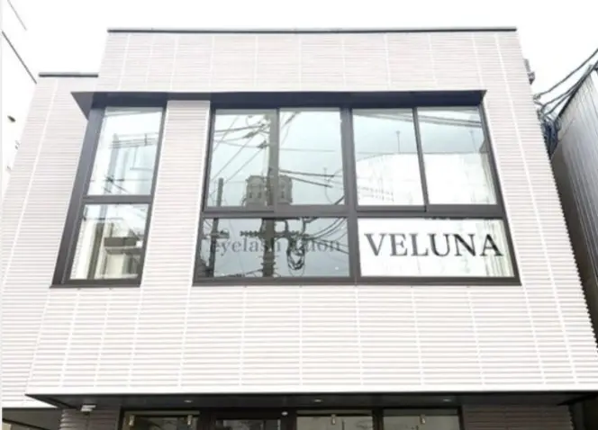 VELUNA 岡山駅前店の内観・外観1
