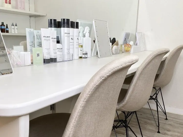 〜まつげエクステ＆眉毛の専門サロン〜 eyelash salon Luciaの内観・外観2